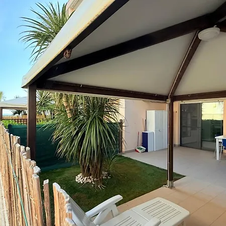 Se186 - Senigallia, Bilocale Con Cortile E Posto Auto Lägenhet *