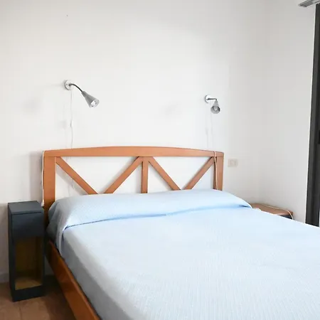 Se186 - Senigallia, Bilocale Con Cortile E Posto Auto